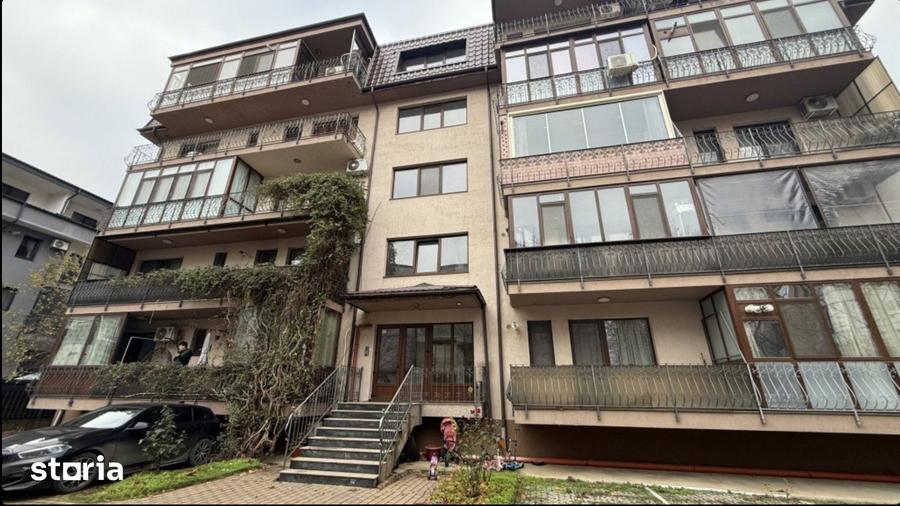 Apartament cu 2 camere decomandat în Dobroești
