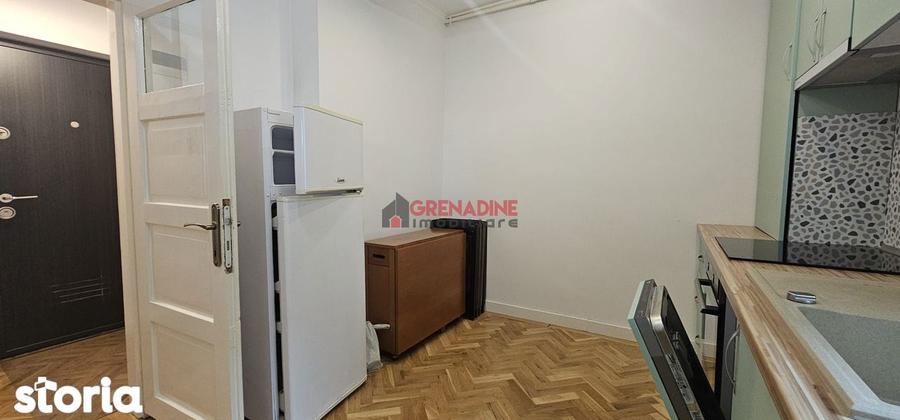 Apartament cu 2 camere decomandat, mobilat în Brașovul Vechi
