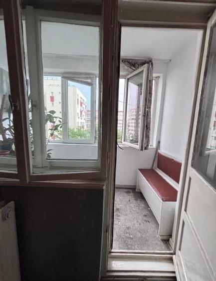 Apartament cu 2 camere decomandat, mobilat în Berceni — fotografia 2
