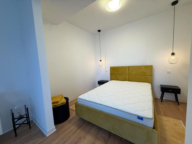 Apartament cu 2 camere semidecomandat în Sisești
