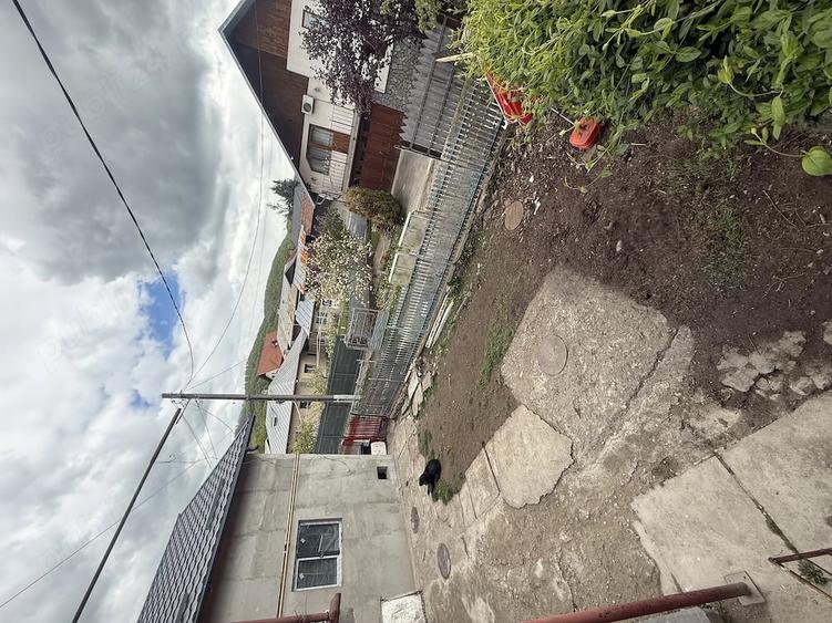 Casă cu 3 camere cu Teren 377 Mp în Bănești