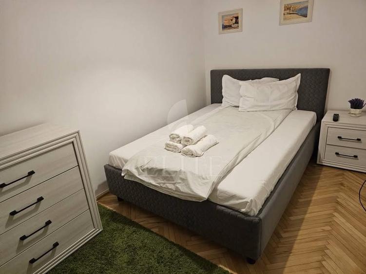 Apartament cu 4 camere semidecomandat, mobilat în Mănăștur