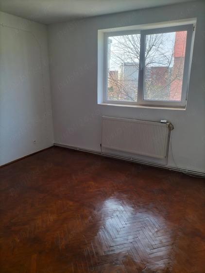 Vand apartament 2camere et.2 - 2