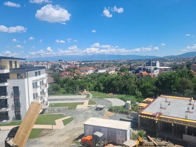 Apartament cu 2 camere decomandat în Lotrioara