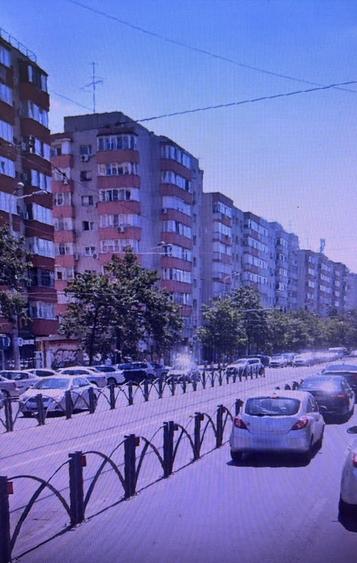 Calea Mosilor - Apartament 4 camere , vedere pe spate - 1
