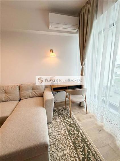 Apartament cu 2 camere semidecomandat, mobilat în Pipera