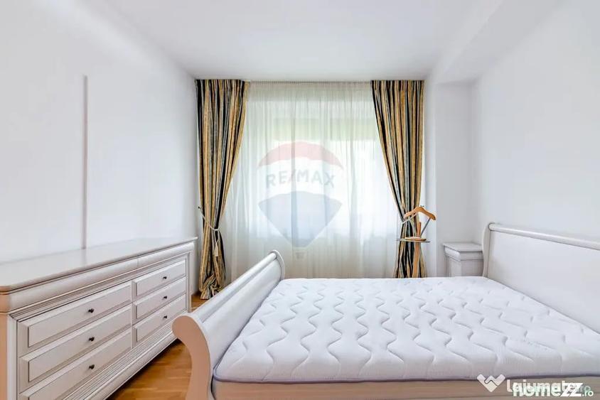 Apartament cu 4 camere decomandat în Nordului