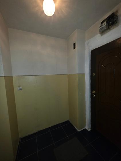 Apartament cu 2 camere semidecomandat în Politehnica
