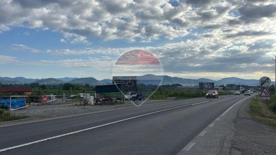 Teren agricol intravilan de 2810 mp, în Recea