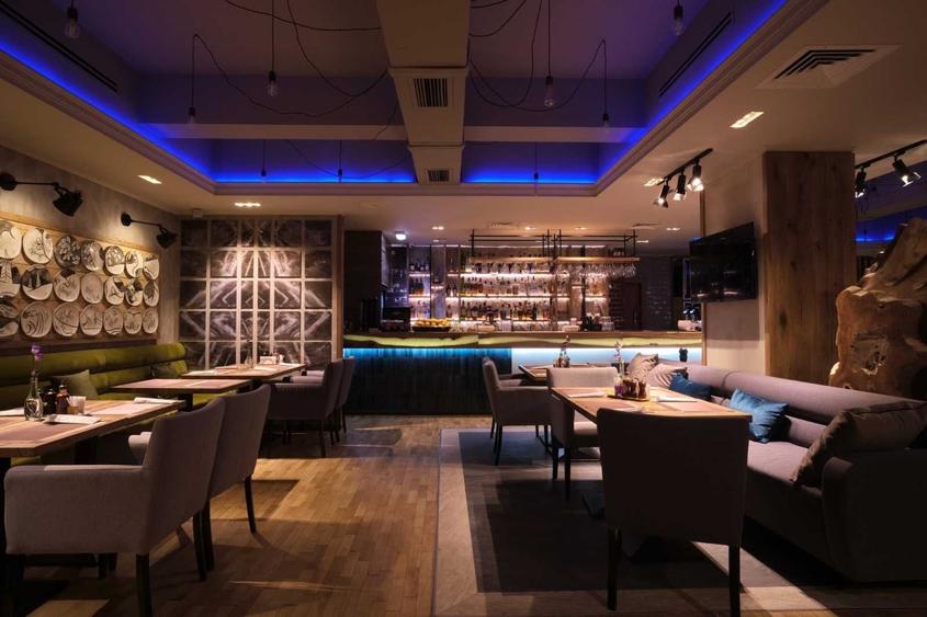 Spațiu comercial, de 360 mp, în Central