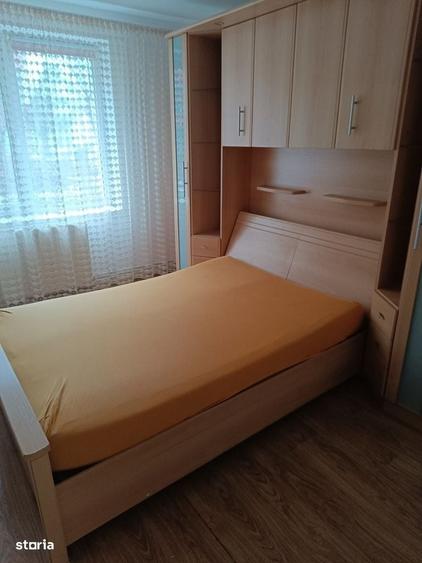 Apartament cu 3 camere în Decebal