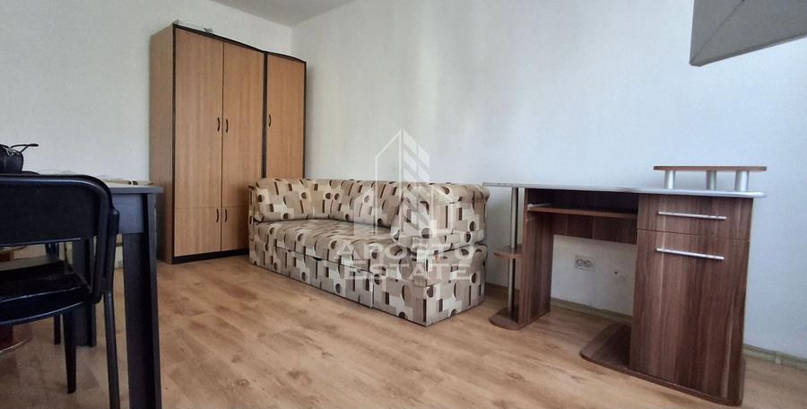 Garsonieră semidecomandată în Micălaca