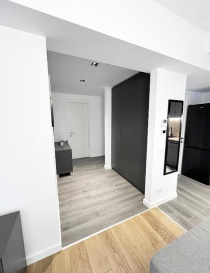 Apartament cu 2 camere semidecomandat, mobilat în Dămăroaia