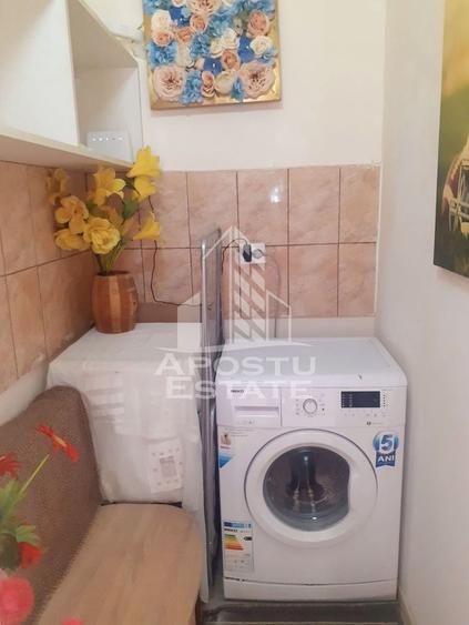 Apartament cu 5 camere decomandat, mobilat în Ultracentral