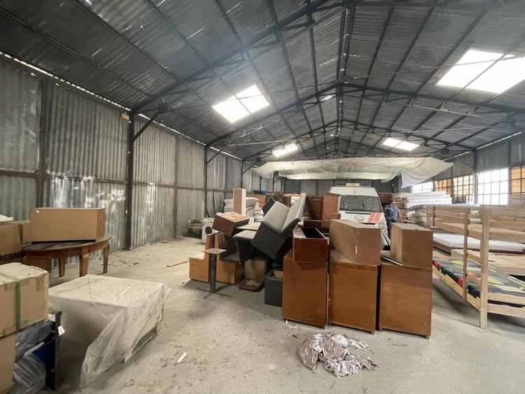 Spațiu industrial, de 160 mp, în Industrial Vest