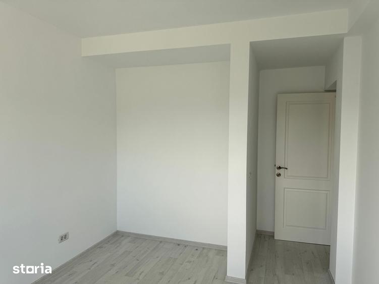 Casă cu 4 camere cu Teren 250 Mp în Bârnova