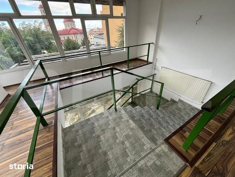 Spațiu comercial, de 220 mp, în Central