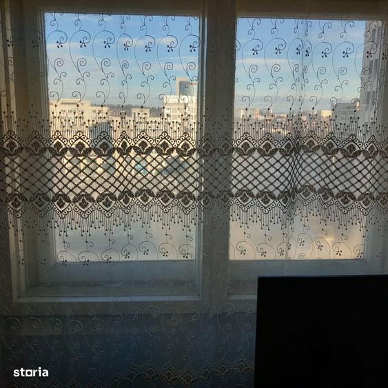 Apartament cu 3 camere decomandat în Hala Centrală