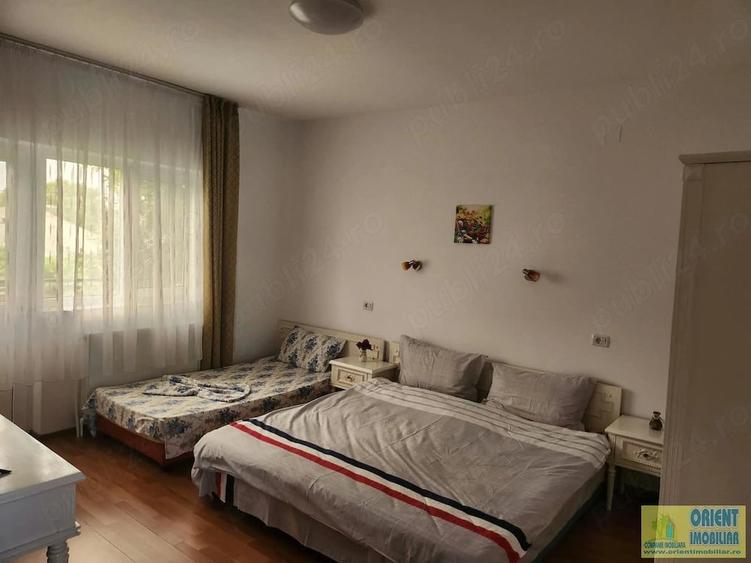 Casă cu 7 camere cu Teren 300 Mp în Nord