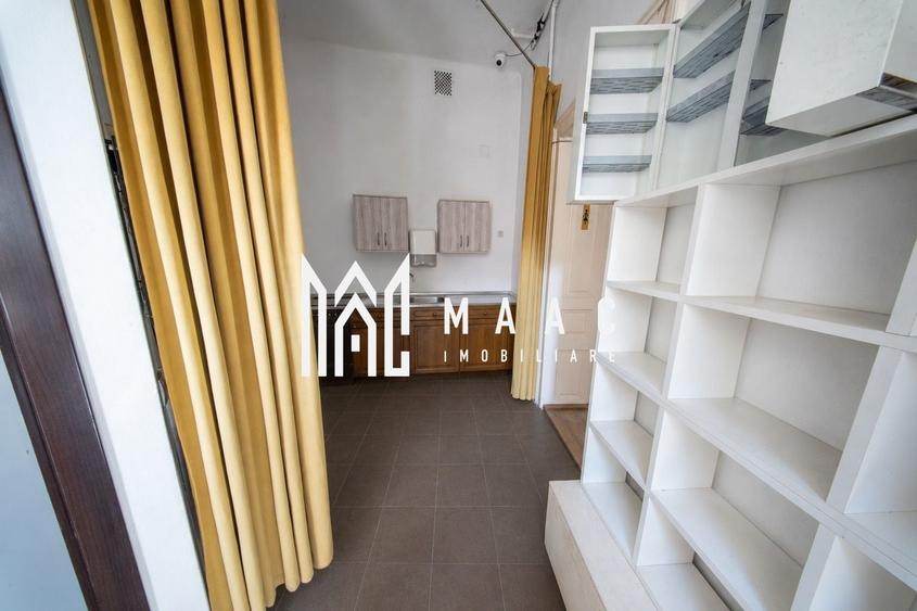 Casă individuală cu 6 camere cu Canalizare în Ultracentral