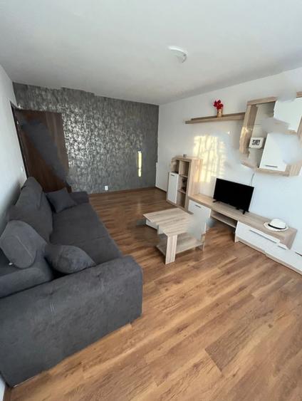 Apartament cu 2 camere decomandat, mobilat în Berceni — fotografia 1