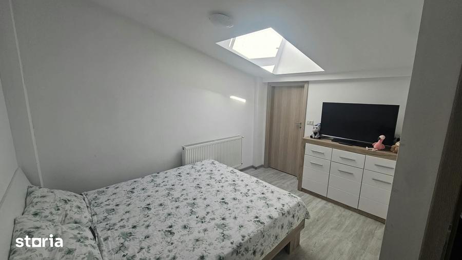 Apartament cu 3 camere semidecomandat în Miroslava