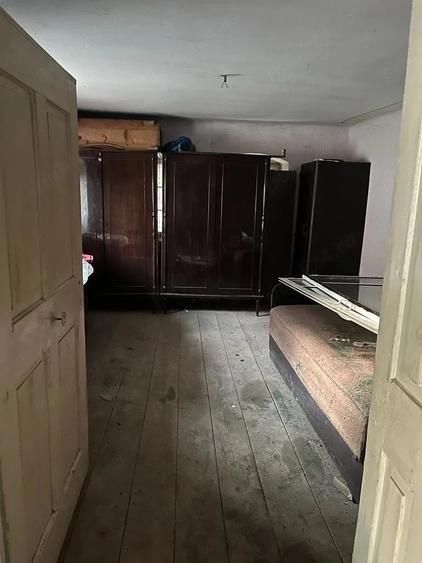 Casă cu 4 camere cu Teren 449 Mp în Cut