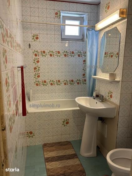 Apartament cu 3 camere decomandat în Berceni