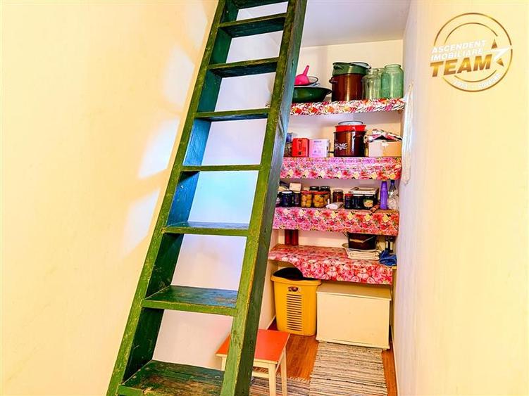 Casă individuală cu 2 camere cu Teren 1169 Mp în Zagon
