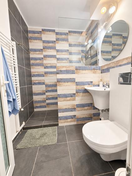 Apartament cu 2 camere semidecomandat în City Park Mall