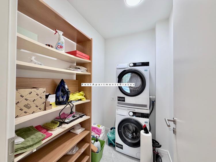 Apartament cu 3 camere în Tractorul