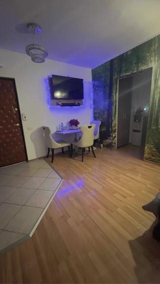 Apartament cu 2 camere decomandat în Rahova