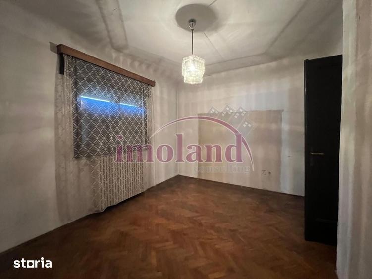 Casă cu 5 camere cu Teren 152 Mp în Pieptănari
