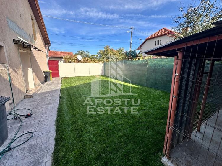 Casă individuală cu 3 camere cu Canalizare în Ronaț