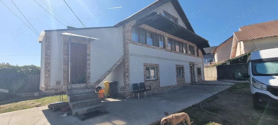 Casă cu 6 camere cu Teren 450 Mp în Geamăna