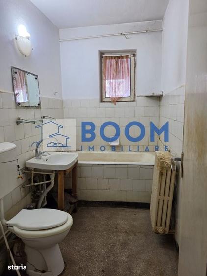 Apartament cu 4 camere decomandat în Traian