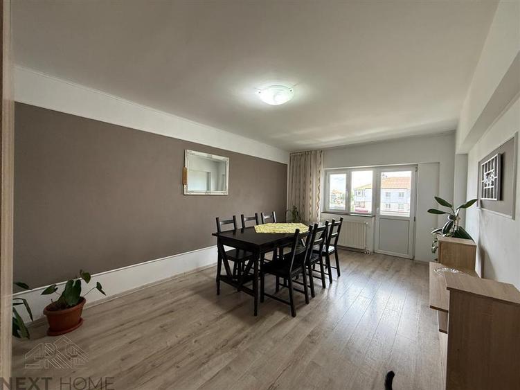 Apartament cu 3 camere decomandat, mobilat în Brăilei