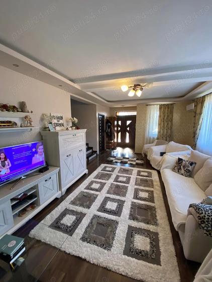 Casă cu Teren 760 Mp în Centura