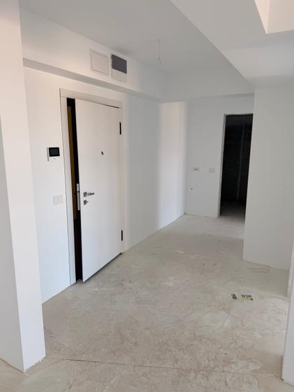 Apartament cu 3 camere decomandat în Nufărul