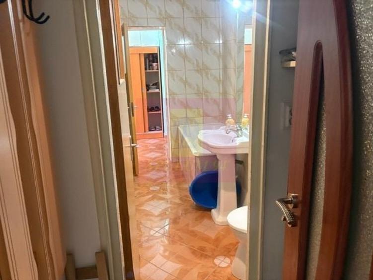 Apartament cu 2 camere circular, mobilat în Titan