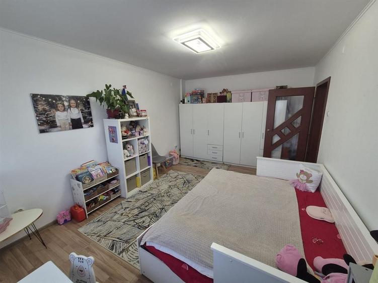 Apartament cu 2 camere decomandat în Cetate