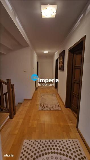 Casă cu 7 camere cu Teren 1000 Mp în Bârnova