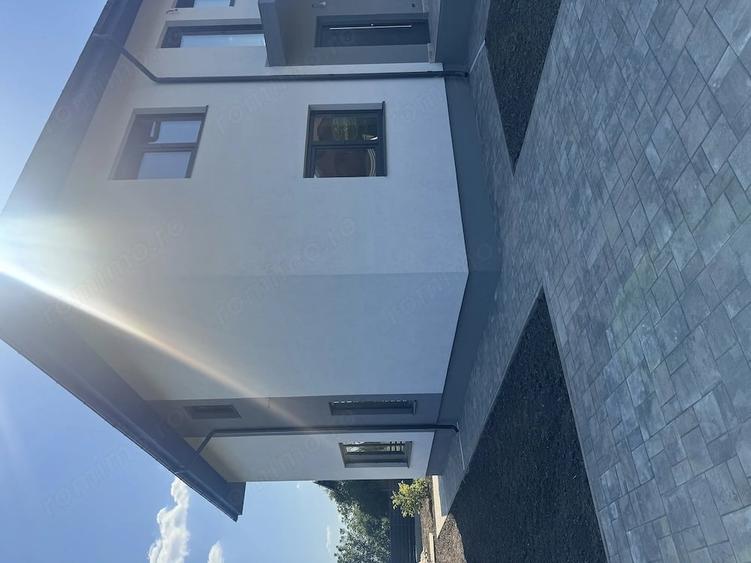 Casă cu 5 camere cu Teren 538 Mp în Central
