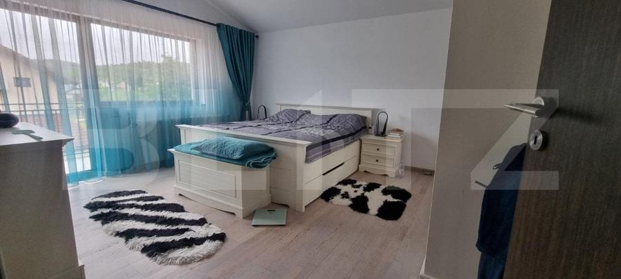 Casă individuală cu 4 camere cu Garaj în Unirea
