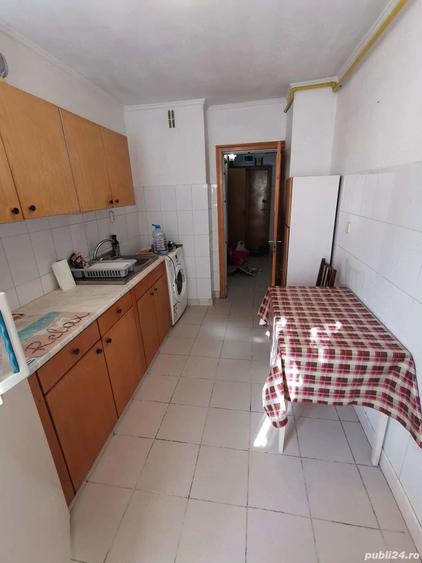 Apartament cu 2 camere decomandat în Cetății