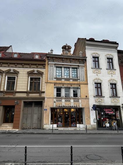 Apartament cu 2 camere semidecomandat în Centrul Istoric