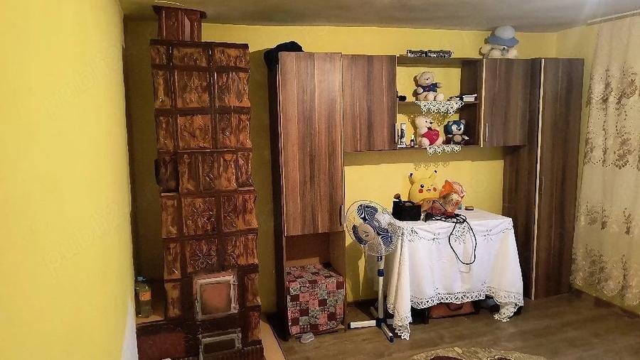 Casă cu Teren 1500 Mp în Izvoarele