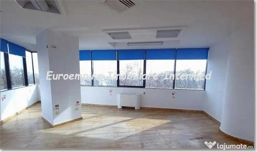 Spațiu comercial, de 90 mp, în Gara
