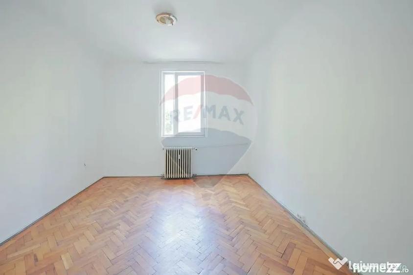 Apartament cu 2 camere decomandat în Decebal
