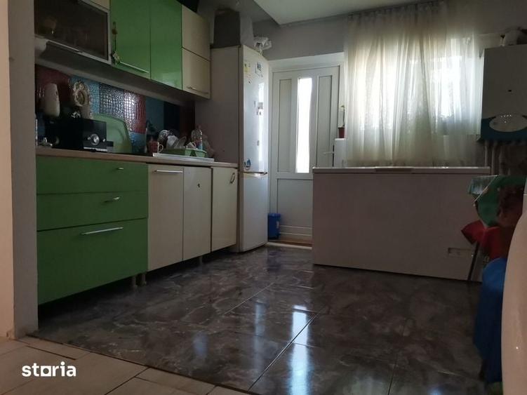 Apartament de vanzare - 3